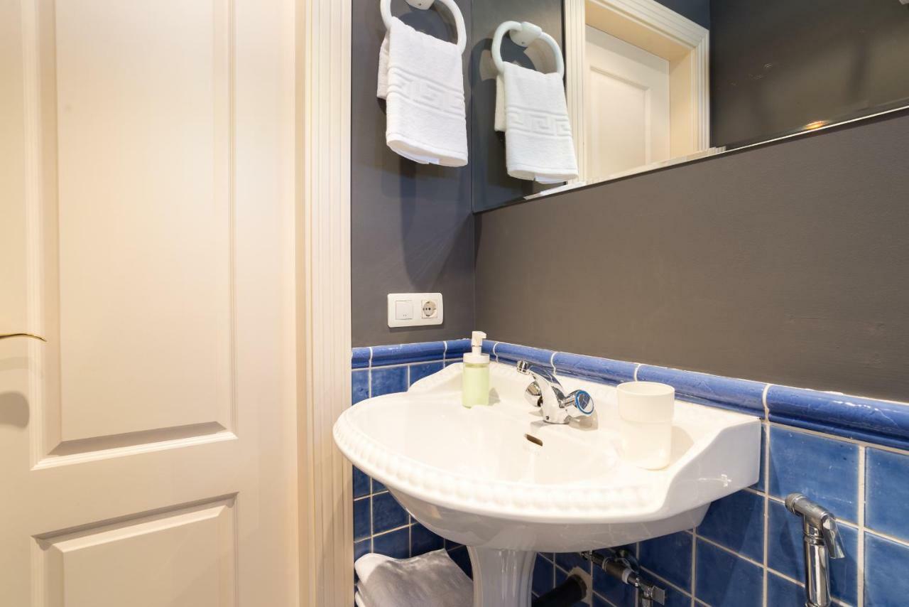 Apartament Gr3-Renovated Apt Next To Old Town With Cozy Terrace Malaga Zewnętrze zdjęcie